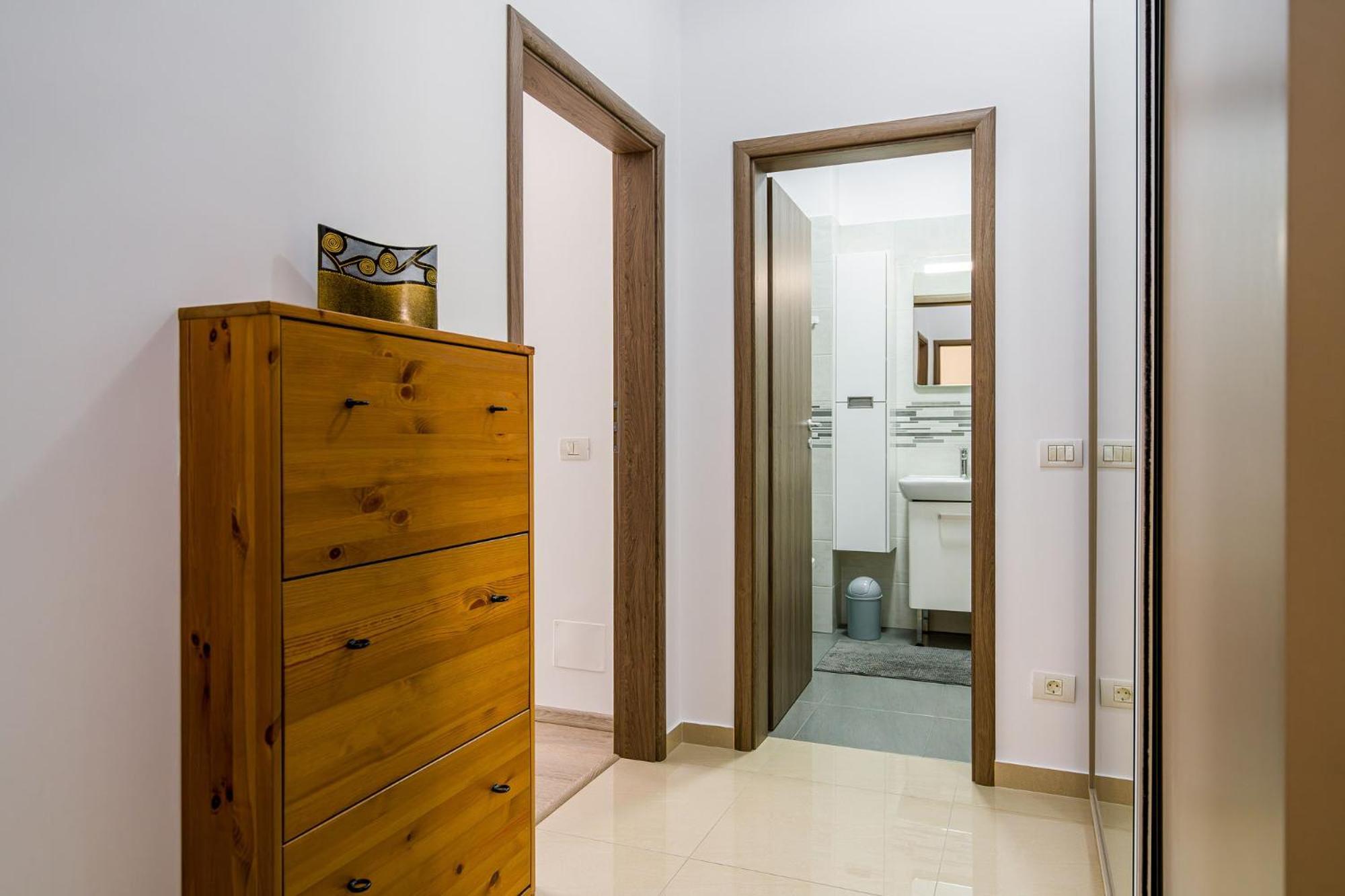 Politehnica Deluxe Apartment Bukarest Exterior foto